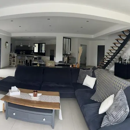 Magnifique Villa, Piscine, 4 Chb, Sans Vis A Vis, Marais Poitevin ヴィラ